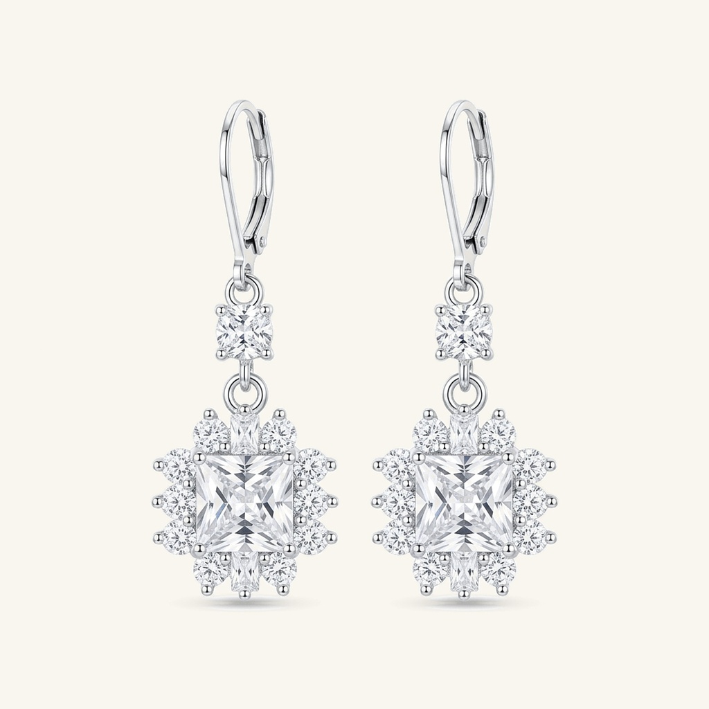 Aretes Halo Cuadrado Brillante · Baño de Rodio