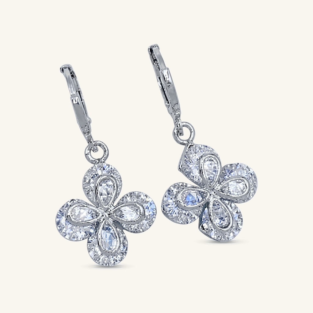 [VACORD036420] Aretes Trébol Cristales Brillantes · Baño de Rodio