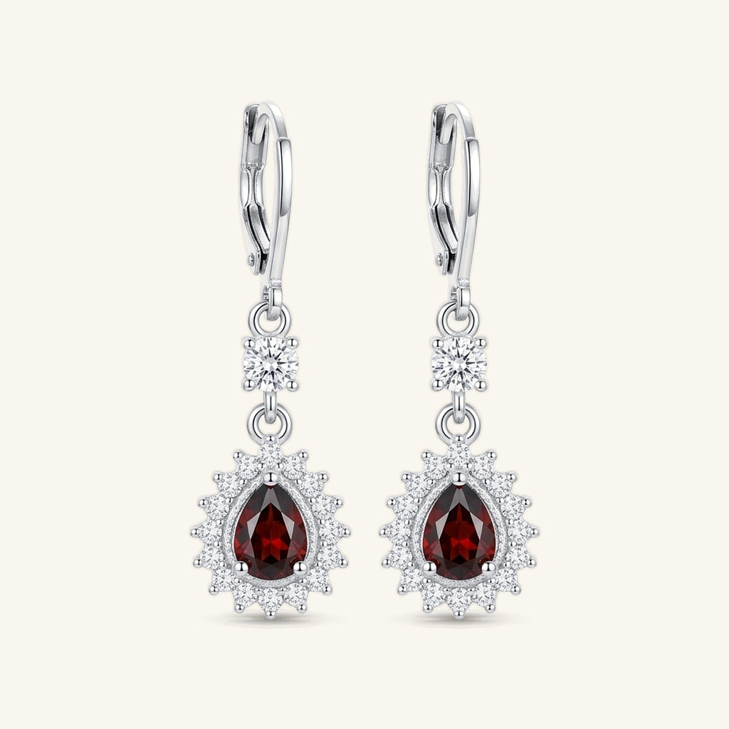 Aretes Colgantes Gota Rubí · Baño de Rodio
