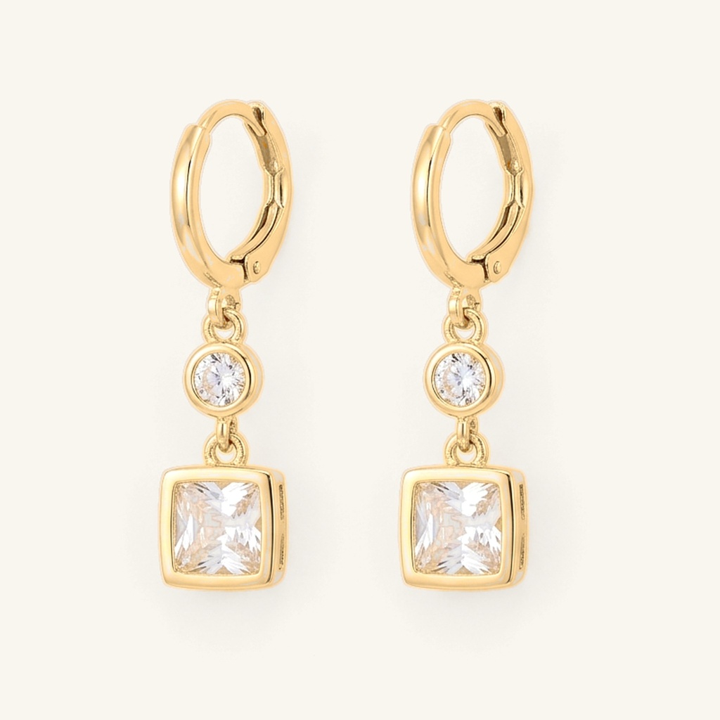 Huggies Colgantes Cristal Cuadrado · Oro Laminado 18K