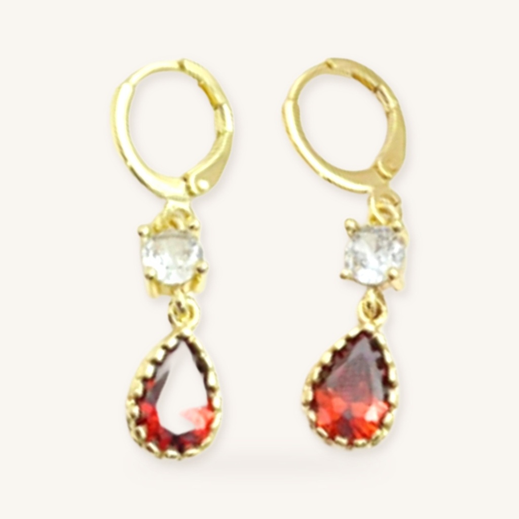 Aretes Gota Cristal Tono Rubí · Oro Laminado 18K