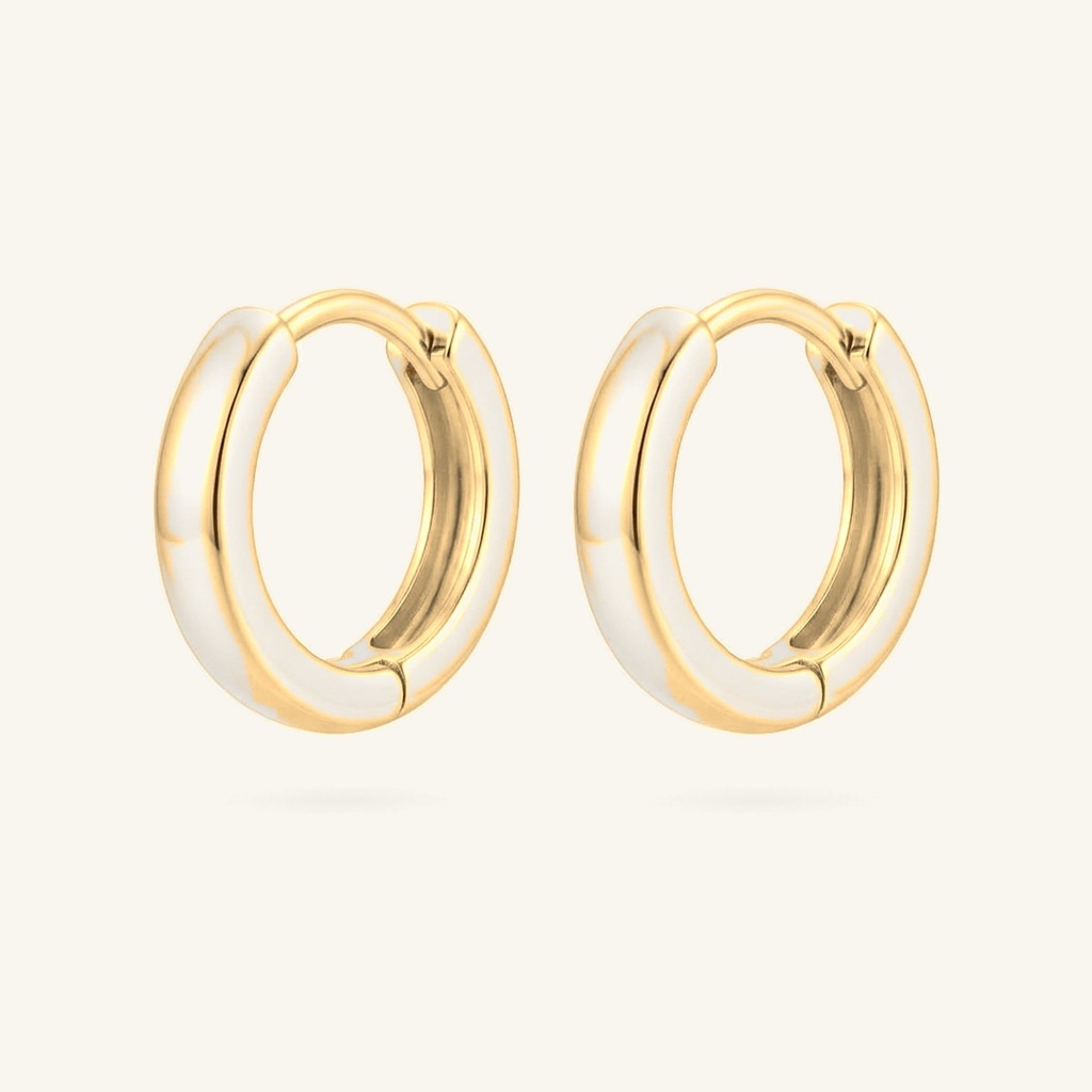 [VHUGOL0906145] Huggies Clásicos Lisos · Oro Laminado 18K