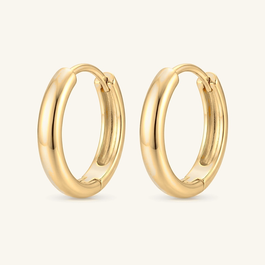 [VHUGOL0906196] Huggies Tubulares Lisos · Oro Laminado 18K