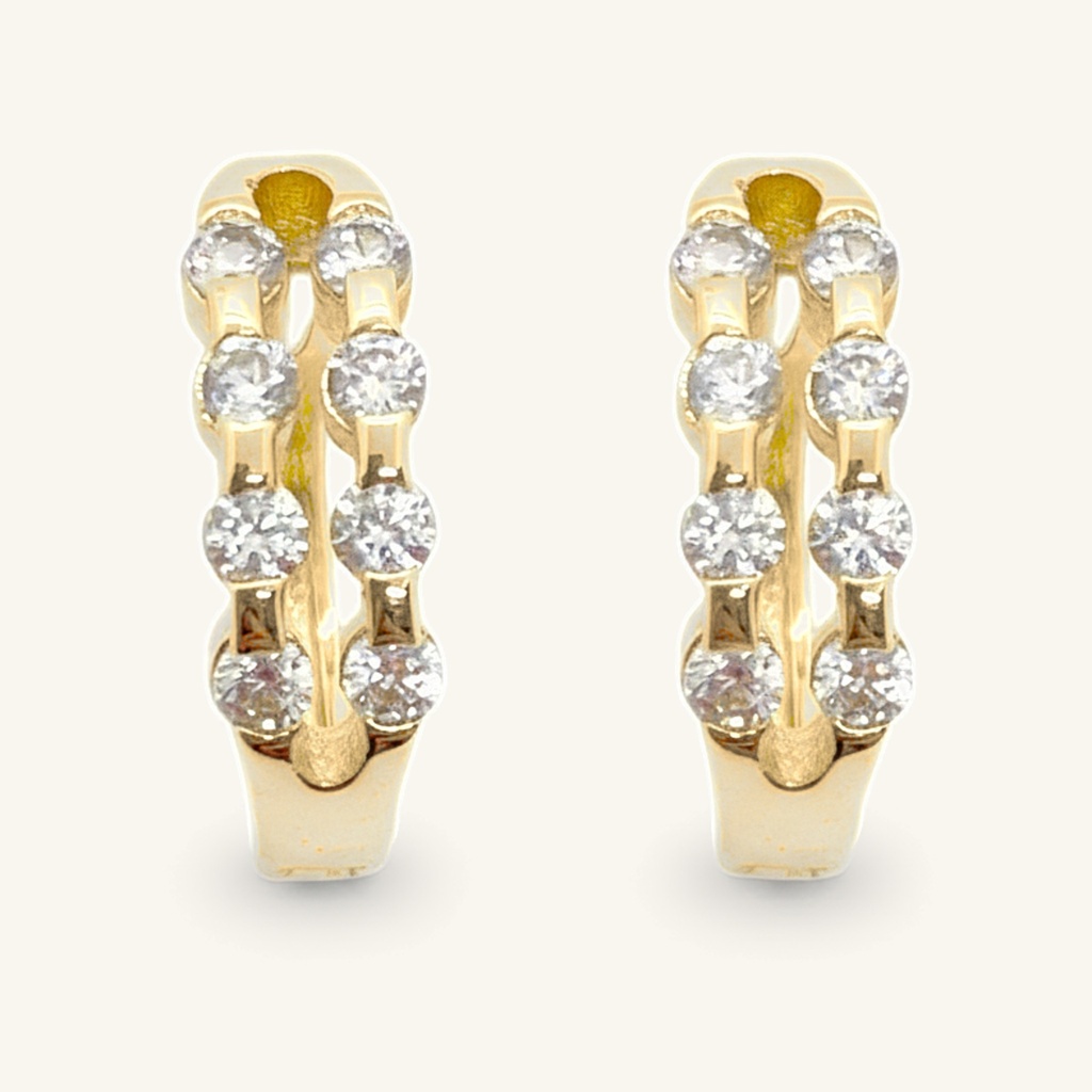 Huggies Doble Hilera Cristales · Oro Laminado 18K